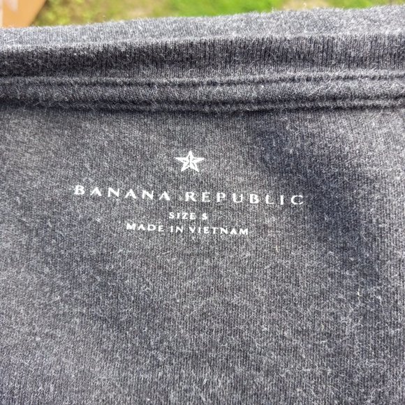 Banana Republic Grey Cotton V Neck Tee - Picture 5 of 10